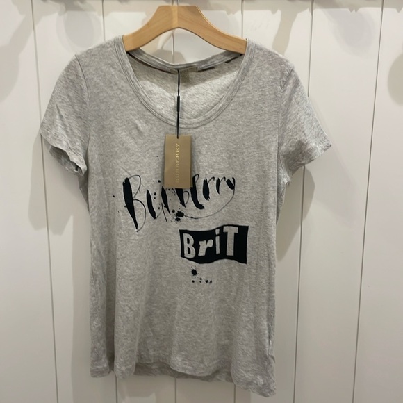 ⭐️Burberry Brit 100% Cotton Logo Tee Shirt—Beautiful Design! New with Tags! M - Picture 1 of 6